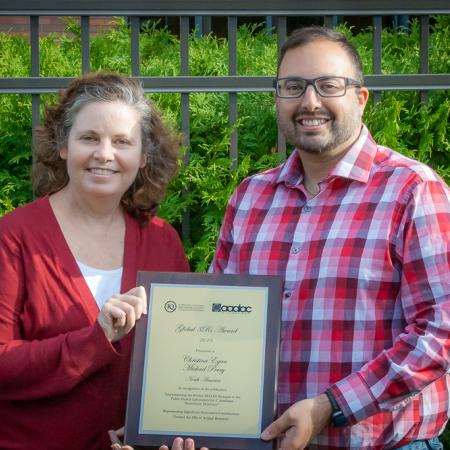 Dr. Christina Egan and Michael Perry with 2019 3Rs Award Dr. Christina Egan and Michael Perry with 2019 3Rs Award