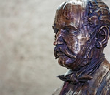 Statue of Dr. Ignaz Semmelweis Statue of Dr. Ignaz Semmelweis