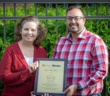 Dr. Christina Egan and Michael Perry with 2019 3Rs Award Dr. Christina Egan and Michael Perry with 2019 3Rs Award
